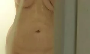 Những người phụ nữ đáng yêu thích để nói chuyện trên webcam, và sau đó đột nhiên, quyết định chơi một chút nghịch ngợm với cô ấy mới quen. Các chàng trai, khéo léo ném những cô gái ngốc nghếch tại Wirth và bây giờ ngồi mình, lắc sang trọng cơ thể. Và các cô gái, bạn biết đấy, quay mông của cô ở phía trước ống kính, cố gắng để cho mình tốt nhất bên. Các cô gái của thoát y có thể không đặc biệt chuyên nghiệp, nhưng cô ấy đẹp cơ thể làm cho các thiếu tính chuyên nghiệp. Từng chút một, da ngăm đen bỏ thừa quần áo, trong đó kích của cô đến cùng cực. Bây giờ các cô gái không biết xấu hổ vĩ kéo với cô ấy ngọt ngào, núm vú và đang dần đến nơi nóng nhất - các quyến rũ. Nó có vẻ như là em bé chơi thường, bởi vì hành động của mình được an toàn và cho rất nhiều niềm vui cho sự trụy lạc. Khi mày đặt tay trong âm đạo xnxx nhât ban bạn cảm thấy rằng, cực khoái, đang đến gần: chọc luôn luôn làm cho các cô gái.