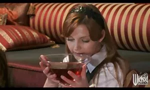 Khi một ngọt và khiêu dâm, người mẫu ra, bạn có thể xem cơ thể của cô nghĩa là mãi mãi. Và các con có vui vẻ với cô ấy đẹp nếp nhăn họ, vuốt ve núm vú của cô và cô ấy không cố gắng để quên những thú vui khác. phim sec nhât Tuy nhiên, sau khi tất cả, vẻ đẹp của đít là rất ngon miệng và khe là nóng như vậy mà nó xứng đáng một tuyệt vời thủ dâm. Bằng cách này, vui tươi ngón tay này gái hoàn hảo biết làm thế nào để tìm gợi cảm nhất điểm và thậm chí với hương vị và phát triển một hang động. Sau đó, người đàn ông đến gặp tất cả mọi thứ đã sẵn sàng: các cô gái đã chảy và đã sẵn sàng để chết tiệt ngọt và dài. Thậm chí cô yêu thích tình dục thích thú dễ thương đối với một trong khi: cô ấy chỉ hút một chút và ngay sau đó leo lên đến giận dữ đưa âm hộ của cô trên dương vật. Chúa không quan tâm về điều này trong bất kỳ cách nào bởi vì nóng lỗ của một thiếu nữ ôm dương vật rất ngon. Tôi đã rất vui mừng là tôi muốn không phải chỉ có tình dục, nhưng cũng hậu môn.