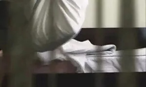 Các cô gái hôm nay được không buồn chán, bởi vì tiệc hóa ra là tuyệt vời. Một đám đông người mẫu-giống như những mảnh vụn ngồi xuống vui vẻ, nói chuyện, nghe âm nhạc, và dưới ảnh hưởng của rượu, quyết định chậm chạp tại một nam thoát y. Nó là rõ ràng rằng yêu cầu một cuộc gọi đó không khó khăn, và sớm, mạnh mẽ, đẹp trai, bắt đầu đi giữa các bàn và nói chuyện với ông lớn xúc xích. Đầu tiên là niềm vui cho một người cho mình được mang đi bởi tầm nhìn của một thân cây lớn phim heo nhât này ngay lập tức nuốt nó để đầy đủ và bắt đầu hút như một người chuyên nghiệp. Và sau đó, một người bạn gái đến thời gian để tham gia vào một tương tự hiệu suất. Vâng, một chút nỗ lực và bà là mặt đã làm tình với người chồng, nên cô ấy không bỏ lỡ một giọt. Tuy nhiên, điều này không phải là cuối cùng người múa thoát y lòng một đám đông các cô gái, những người chỉ cần nuốt.