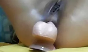 Một nhân viên mới xuất hiện ở văn phòng và giải quyết hoàn toàn vào các chàng trai của suy nghĩ và tưởng tượng. Cô ngồi vào lòng mình và hắn say đắm vuốt ve ngực của cô, và sau đó uốn cong với ung thư phim sex nhât và phát triển âm đạo của cô và mông. Làm các chàng trai đen và anh nhiệt tình trong một lông bị hỏng âm, và sau đó chèn của mình tinh