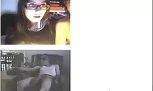 Người phụ nữ da ngăm trong các video là một vấn đề lớn! Cô ấy chờ đợi một se x nhât dài, tình dục. Các khách hàng có thể khá đánh giá cao cô tươi tốt, và vuốt ve mông của cô ướt quần lót ông nhanh chóng nhận ra rằng cô đã sẵn sàng để nhận được một khách. Các con điếm một dương vật, và chiến đấu trong tay cô, và sau đó các khách hàng bắt đầu xuất đói, miệt mài trong âm đạo của cô.