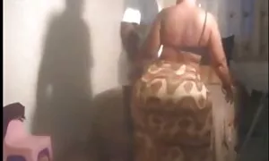 Sự ngọt ngào, bà có một công việc chịu trách nhiệm, mà cô ấy phản ứng với chỉ đơn giản là tuyệt vời. Một chút nắm lấy phim sex hot nhât một vui mừng dương vật với cô ấy bàn tay dịu dàng và hút nó với kỹ năng tuyệt vời. Ở đây anh có thể thông cảm với các trẻ con ngựa, những người chỉ cần để cảm thấy mọi liên lạc của mình, đôi môi mọng nước. Tuy nhiên, cậu phải thử, bởi vì bạn có một camera trong tay của bạn, và bạn cần phải bắn a, tất cả các góc độ nóng nhất. Và các cô biết chính mình, tiếp tục đánh bóng dương vật, cho đến khi cô cảm thấy đó, nó không còn có thể để chịu đựng nó. Đương nhiên, người đẹp, có thể từ bỏ thú vui của nó và trồng một khe hở trong dương vật. Nhưng cô gái có một đều dễ chịu muốn làm một tuyệt vời ở nhà khiêu dâm. Vì vậy, cô ấy chuyển đi từ bạn trai của cô một chút, và sau khi sắp xếp một tuyệt vời đồ tiếp tục tinh thân mình. Và ngay cả giữa ngực ông lấy nó đến sớm tận hưởng những tinh trùng.