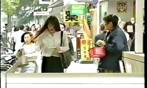 Mẹ yêu con trai mình quá nhiều rằng cô ấy sẵn sàng làm bất cứ điều gì cho ông. Và tên khốn này muốn xem ngực. Vâng, làm thế nào bạn có thể biến nó xuống? Một người phụ nữ ném đi sự giàu phim sec nhât có của mình, sự chú ý của một gái trẻ. Ngay lập tức anh bắt đầu ép lớn và núm vú, và mẹ của mình leo lên trên dương vật của mình. Sau tất cả, anh cần phải kiểm tra làm thế nào việc này cho những người thừa kế, có đúng vậy không? Sau đó, người phụ nữ thích cuối cùng con điếm, bởi vì cô dính lỗ là đã hoàn toàn ướt. Đó là thời gian để chèn một thành viên vào nó và những gì có sức mạnh để tách ra này ngon và mềm âm đạo.