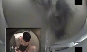 Một cô gái xinh đẹp với một sang trọng vóc dáng ngồi trên một cái ghế dài, gây ra một người đàn ông đi qua để đến và cung cấp cho cô một phần công việc ở studio của cô. Em bé đã lâu mơ về chứng minh mình trong một khiêu dâm phỏng vấn, và khi cô ấy có cơ hội như vậy, người đẹp tóc vàng đã không từ chối cô ấy, đặc biệt là cơ bắp kẻ lăng nhăng chỉ trong hương vị của mình. Khi họ đến bằng xe hơi để studio của họ, các bé không chờ đợi sự xuất hiện, phim xet nhât bản bắt đầu hút anh ta đẹp ngay trong xe, chuẩn bị một dày con cho ông sau này nóng chết tiệt, đó là nam giới sẽ cất cánh trong những người đầu tiên.