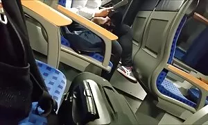 Một cô gái đam mê với một đàn hồi mông đi ra ngoài vườn nhà mình và nhìn thấy một người làm vườn bơm vào công việc, từ mà các bắt đầu cảm thấy căng thẳng giữa chân phim sex hot nhât của mình. Baba quyết định chấp nhận rủi ro và người đàn ông, và ông không cần phải cố gắng rất khó, bởi vì giải phóng các người đã lâu mơ ước, tình yêu, trong tất cả các tư thế một thời gian dài. Khi con búp bê ngọt ngào đã thoát khỏi sự không cần thiết, quần áo, người đàn ông vẫy tay một rắn chi trước mặt cô, và ra hiệu với những con bò cái quỳ xuống nhanh chóng và hãy vui mừng của mình đơn vị trong cổ họng của mình. Sau đó, người đàn ông ngồi trên một cái ghế và bắt đầu đẩy các cô gái lỗ trên đầu của thanh, đó là tất cả chảy và mơ ước của tình dục và động vật. Nam quản lý để thưởng cho các cô gái với những gì cô ấy rất nhiệt tình mong muốn, sau đó cô ấy bắt đầu rỗng cô quả bóng của hạt giống.