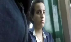 Các cậu bé, để xin cô gái của mình. Đó là lý do anh mời cô ấy về nhà và mở rộng chân của vẻ đẹp trên bàn. Không, anh ta không vội vã để đặt câu lạc bộ của mình trong scarlet lỗ của các: các chàng sẽ đối xử với các hộ tốt với lưỡi của mình. Vâng, sau đó, sec nhât bạn có thể cung cấp cho các cô gái vui vẻ một chút, bởi vì cô ta cũng thích làm tình bằng miệng. Một chút hút và công việc dễ thương, sẵn sàng cho gà.