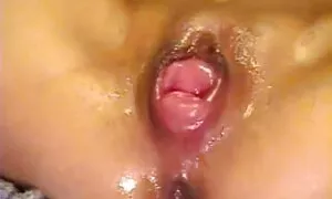 Một cô gái quyết định tổ chức một kỳ nghỉ nhỏ cho cô ấy đã đến với rất có kinh nghiệm mát-xa, những người đã nuông chiều mình với giác không thể nào quên nhiều hơn một lần. Khi em bé cởi quần áo và nằm xuống, mát-xa ngay lập tức trở lại làm việc, đặc biệt chú ý đến khách phim sex nhât hd hàng của những nơi thân mật, từ đó, cô sớm, thức dậy bên cạnh thờ. Các chó trải qua một tình cảm đặc biệt khi lưỡi của cô chạm vào các webcam, mà ẩm mỗi thứ hai. Ngay sau đó các cô đã sẵn sàng để có thể tiếp tục, và sẵn sàng để cho mình nhỏ đã đứng giữa chân của mình.